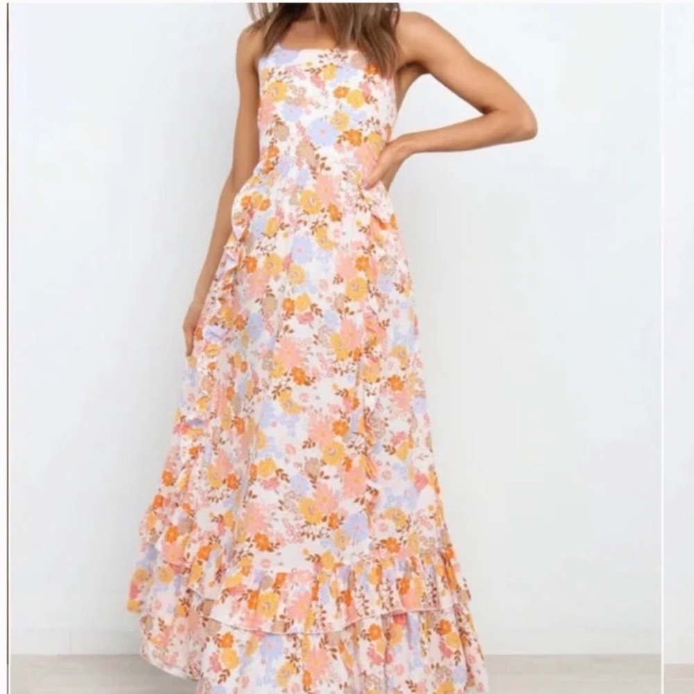 Petal + Pup Kallan Maxi dress size Large